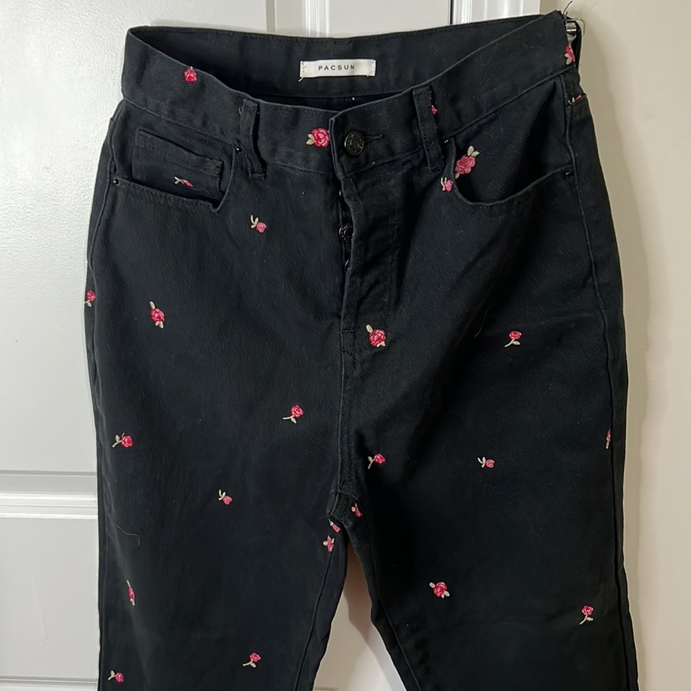 PacSun Rose Embroidered Black High Waisted Straight Leg Jeans - Picture 8 of 9